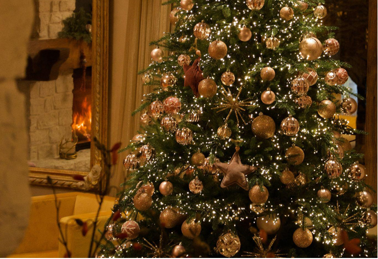 Best Artificial Christmas Trees 2025 for Family Memories